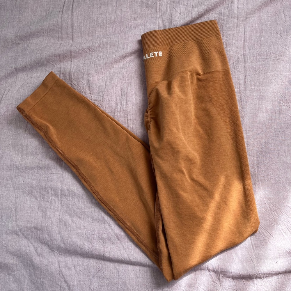 Alphalete Amplify legging
